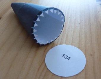 Toti paper model