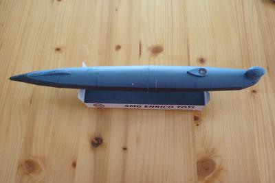 Toti paper model